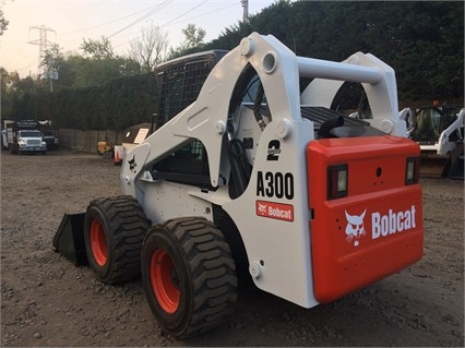 Minicargadores Bobcat A300 usada a buen precio Ref.: 1476914208136300 No. 3