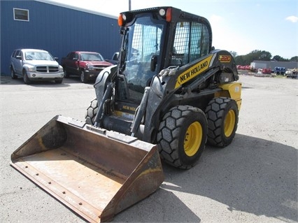 Minicargadores New Holland L220 usada a buen precio Ref.: 1476914633686302 No. 2