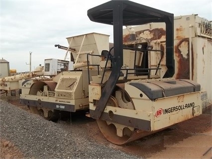 Compactadora Vibratoria Ingersoll-rand DD110HF usada a buen preci Ref.: 1476977656469706 No. 3