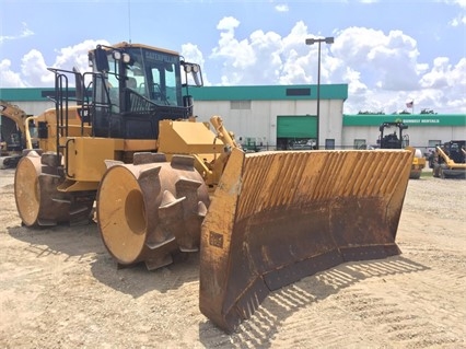 Compactadoras Suelos Y Rellenos Caterpillar 816