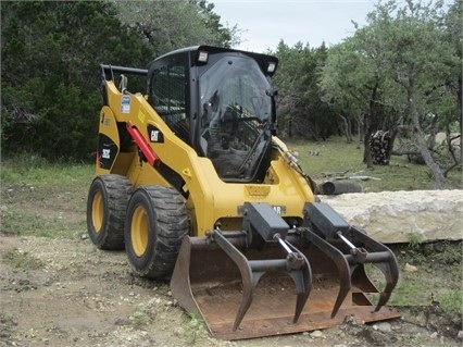 Minicargadores Caterpillar 262C de medio uso en venta Ref.: 1478024634519107 No. 2