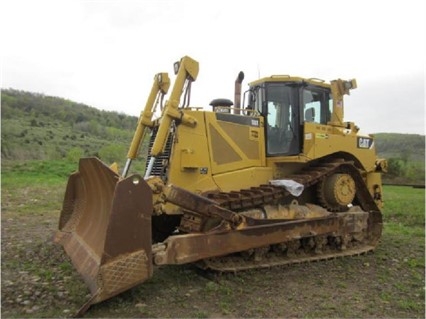 Dozers/tracks Caterpillar D8T