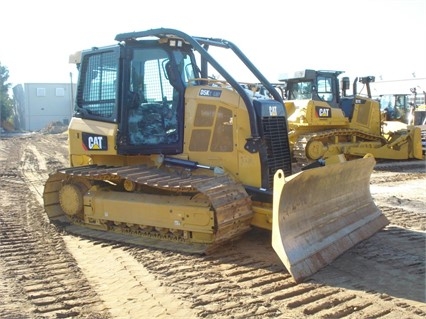 Tractores Sobre Orugas Caterpillar D5K en optimas condiciones Ref.: 1479839141350005 No. 2