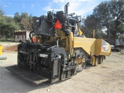 Pavimentadoras Caterpillar AP-600D