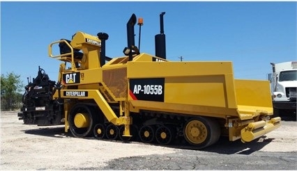 Pavimentadoras Caterpillar AP-1055B