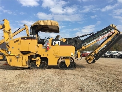 Recycles Caterpillar PM-102