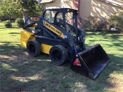 Minicargadores New Holland L230