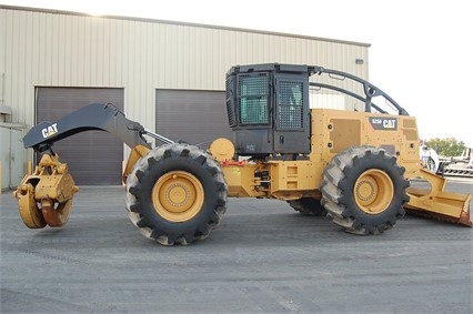 Forest Machines Caterpillar 525