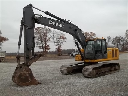 Hydraulic Excavator Deere 200D