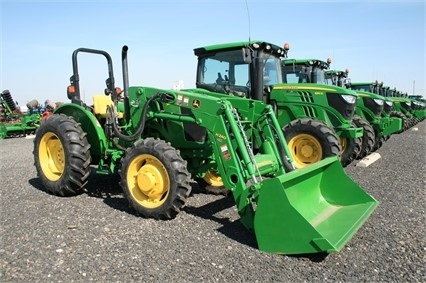 Agricultura Maquinas Deere 5045 usada Ref.: 1481658350544686 No. 2