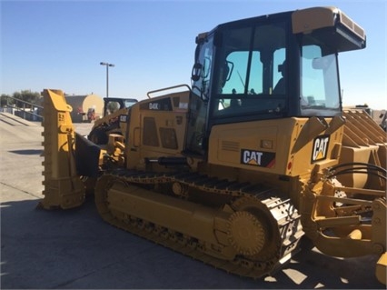 Tractores Sobre Orugas Caterpillar D4K de importacion a la venta Ref.: 1481830886757251 No. 3