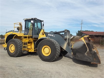 Cargadoras Sobre Ruedas Deere 844J de segunda mano en venta Ref.: 1483037431142502 No. 4