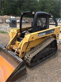 Miniloaders Deere CT322