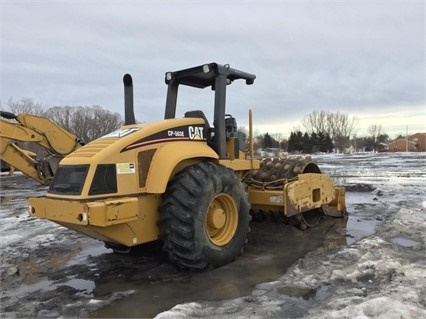 Compactadoras Suelos Y Rellenos Caterpillar CP-563 usada Ref.: 1487619272879360 No. 2