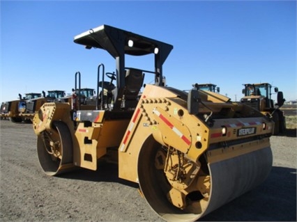 Compactadora Vibratoria Caterpillar CB64 en optimas condiciones Ref.: 1488311625203768 No. 3