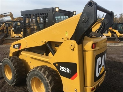 Minicargadores Caterpillar 252B seminueva en venta Ref.: 1488311752645342 No. 4