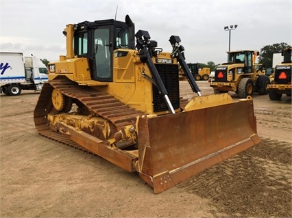 Dozers/tracks Caterpillar D6T