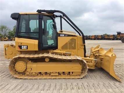 Tractores Sobre Orugas Caterpillar D5K en venta, usada Ref.: 1488472181539245 No. 3