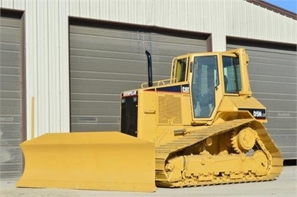 Dozers/tracks Caterpillar D5N