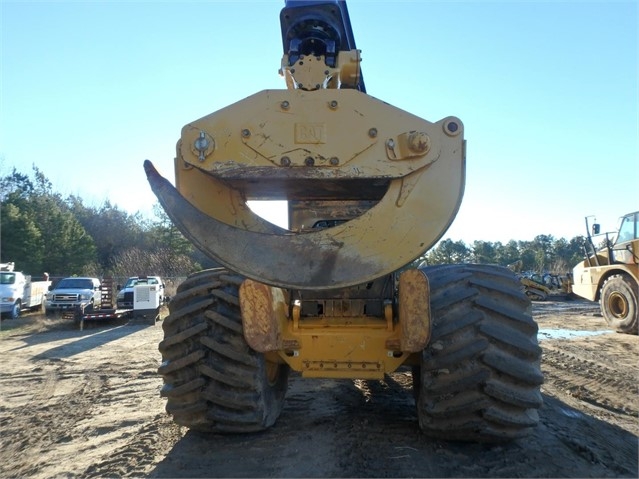 Forestales Maquinas Caterpillar 545 en venta Ref.: 1490740851019882 No. 3