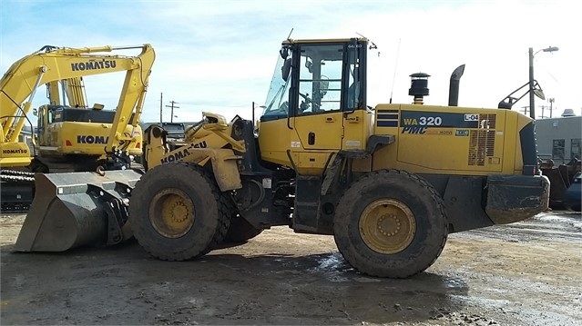 Cargadoras Sobre Ruedas Komatsu WA320 seminueva en venta Ref.: 1491860412117229 No. 3