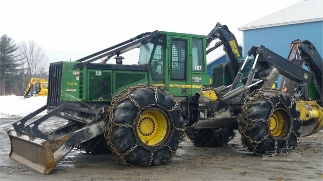 Forest Machines Deere 748H