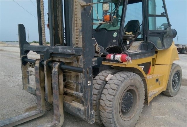 Montacargas Caterpillar P20000 importada en buenas condiciones Ref.: 1492703322628224 No. 4