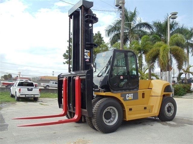 Montacargas Caterpillar P36000