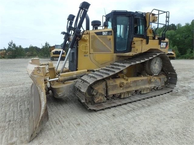 Tractores Sobre Orugas Caterpillar D6T