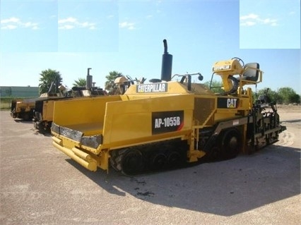 Pavers Caterpillar AP-1055B