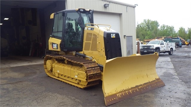 Dozers/tracks Caterpillar D5K