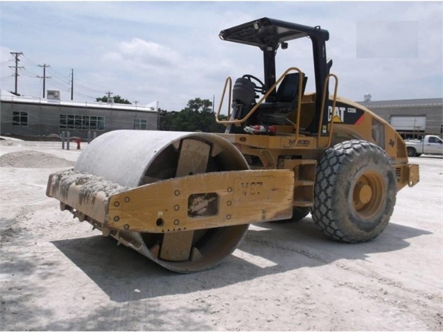 Compactadora Vibratoria Caterpillar CS56 importada  Ref.: 1496103059462499 No. 2