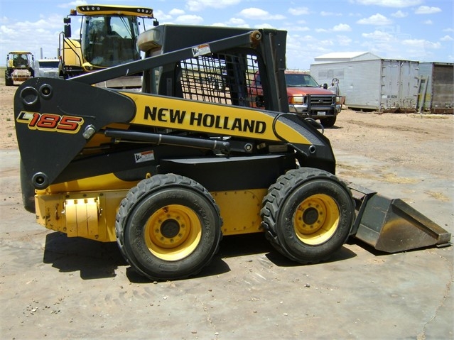 Minicargadores New Holland L185 importada en buenas condiciones Ref.: 1496184787227266 No. 2