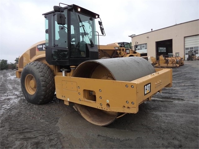 Vibratory Compactors Caterpillar CS66