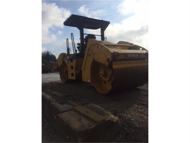 Compactadora Vibratoria Caterpillar CB54 importada a bajo costo Ref.: 1498172069481226 No. 4