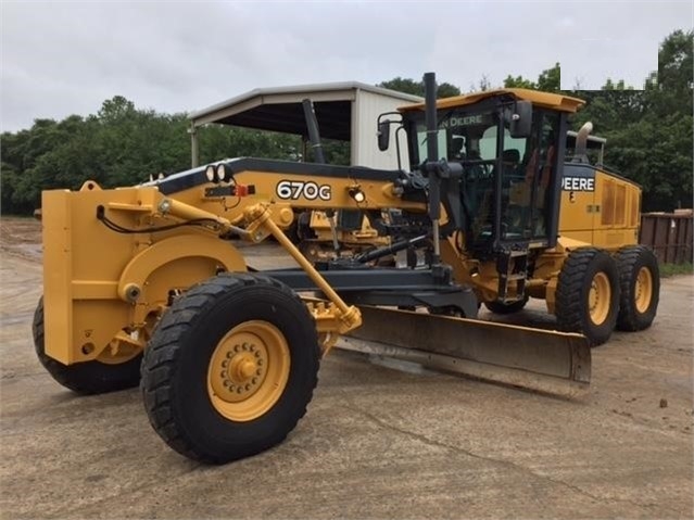 Motor Graders Deere 670G