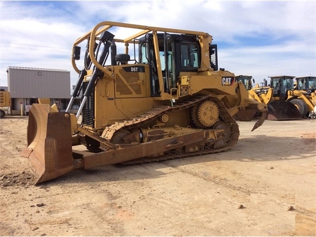 Dozers/tracks Caterpillar D6T