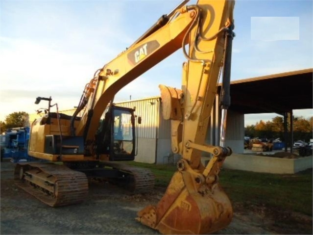 Hydraulic Excavator Caterpillar 320EL