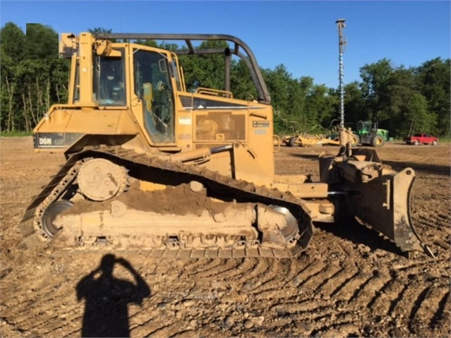 Dozers/tracks Caterpillar D6N