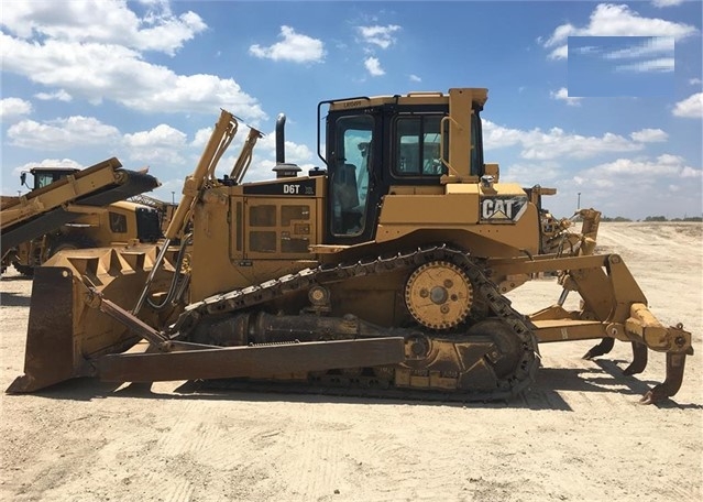 Tractores Sobre Orugas Caterpillar D6T