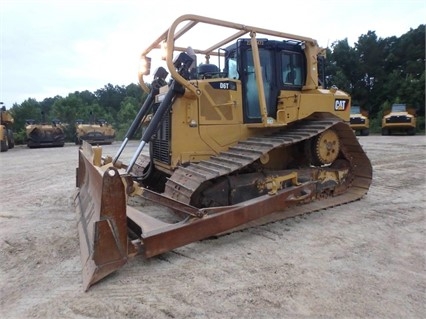 Dozers/tracks Caterpillar D6T