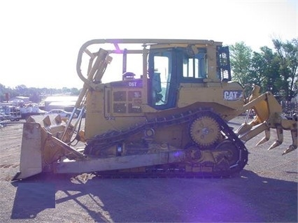 Dozers/tracks Caterpillar D6T