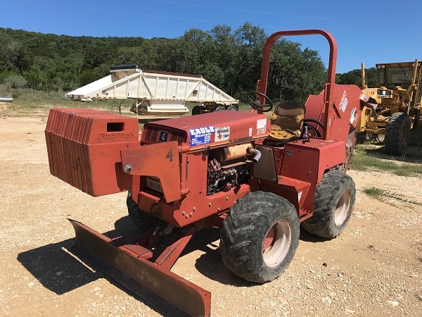 Trencher Ditch Witch 5700