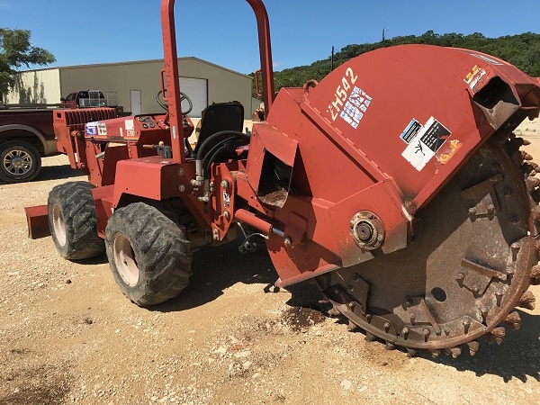 Zanjadora Ditch Witch 5700 importada de segunda mano Ref.: 1501253951570918 No. 4