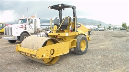 Compactadora Vibratoria Caterpillar CS-433E de segunda mano Ref.: 1501875979031216 No. 2