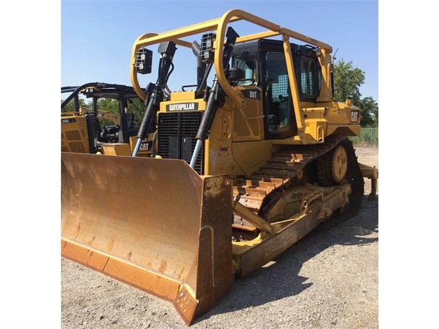 Dozers/tracks Caterpillar D6T