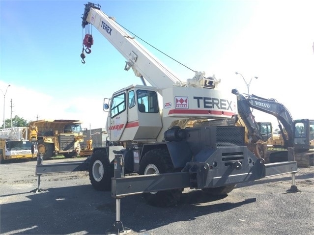 Cranes Terex RT230