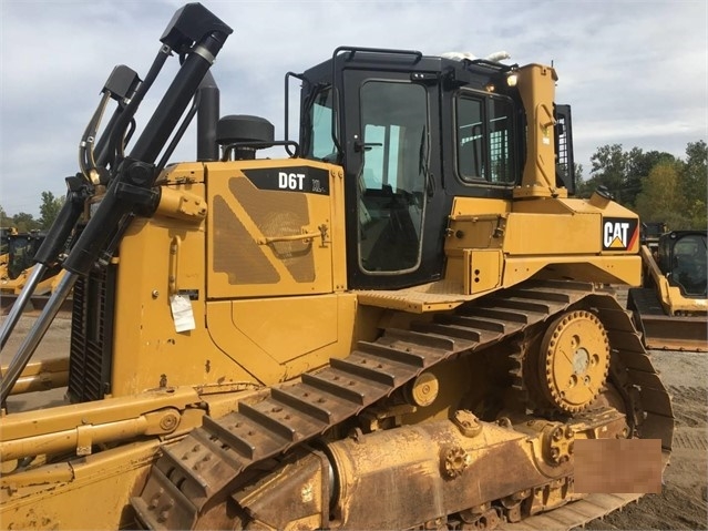 Tractores Sobre Orugas Caterpillar D6T en venta, usada Ref.: 1506558598732197 No. 2