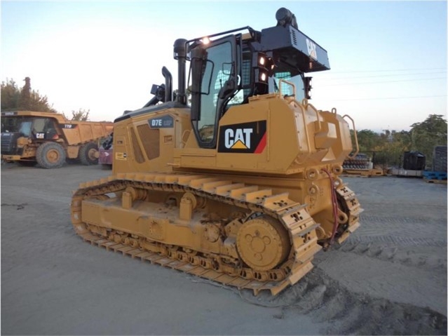 Tractores Sobre Orugas Caterpillar D7E en venta, usada Ref.: 1507236981154858 No. 4