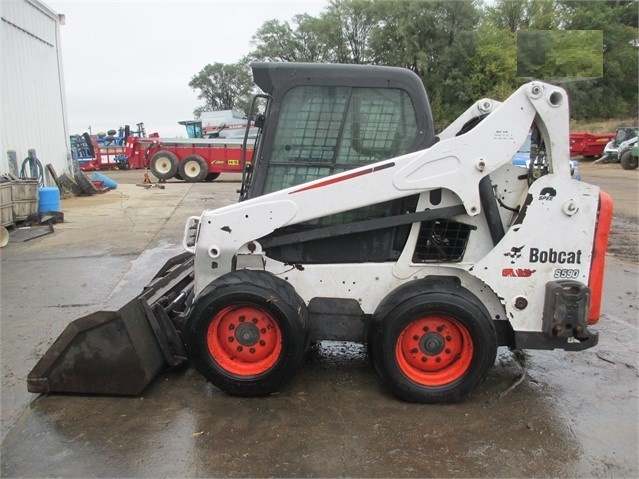 Minicargadores Bobcat S590